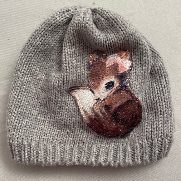 H&M Other - H&M gray knit squirrel beanie hat